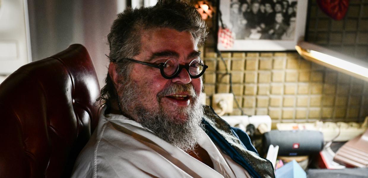 Ο Σταμάτης Κραουνάκης