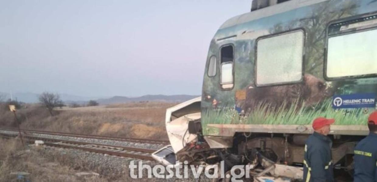 Τρένο συγκρούστηκε με όχημα στο Κιλκίς