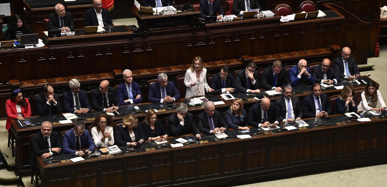 ΙΤΑΛΙΚΗ ΒΟΥΛΗ ΜΕΛΟΝΙ