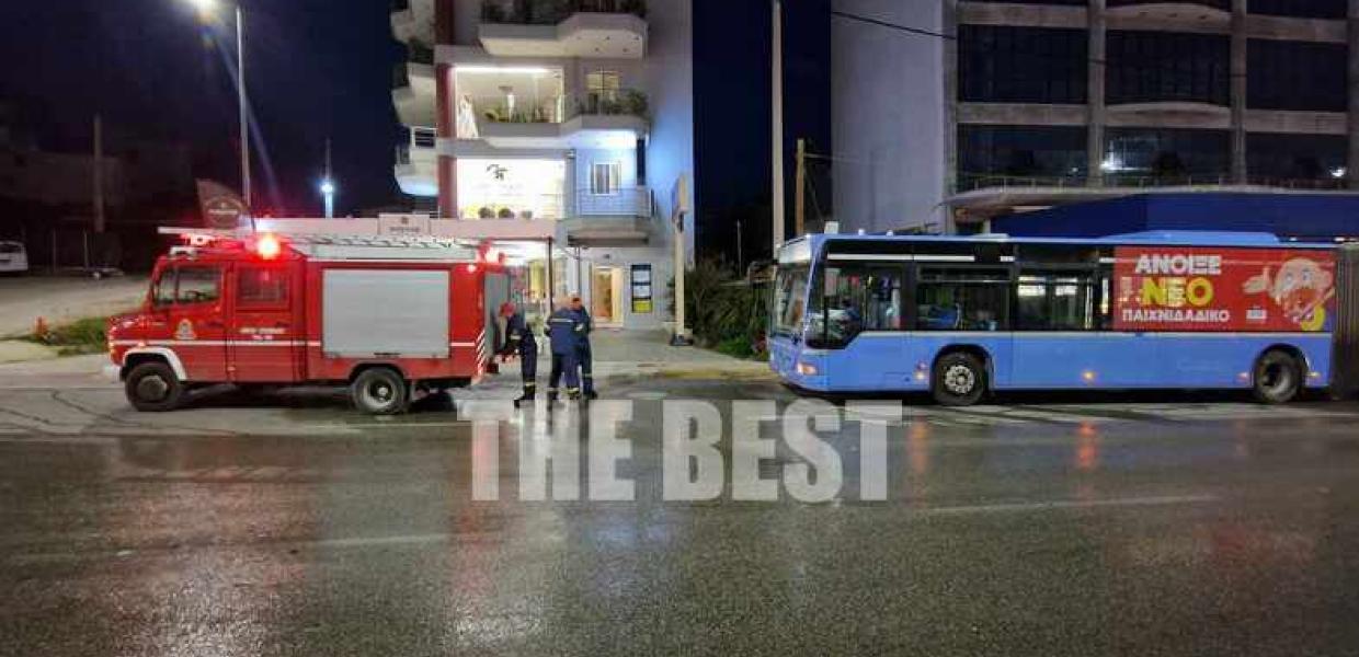 ΑΣΤΙΚΟ ΛΕΩΦΟΡΕΙΟ ΕΠΙΑΣΕ ΦΩΤΙΑ 