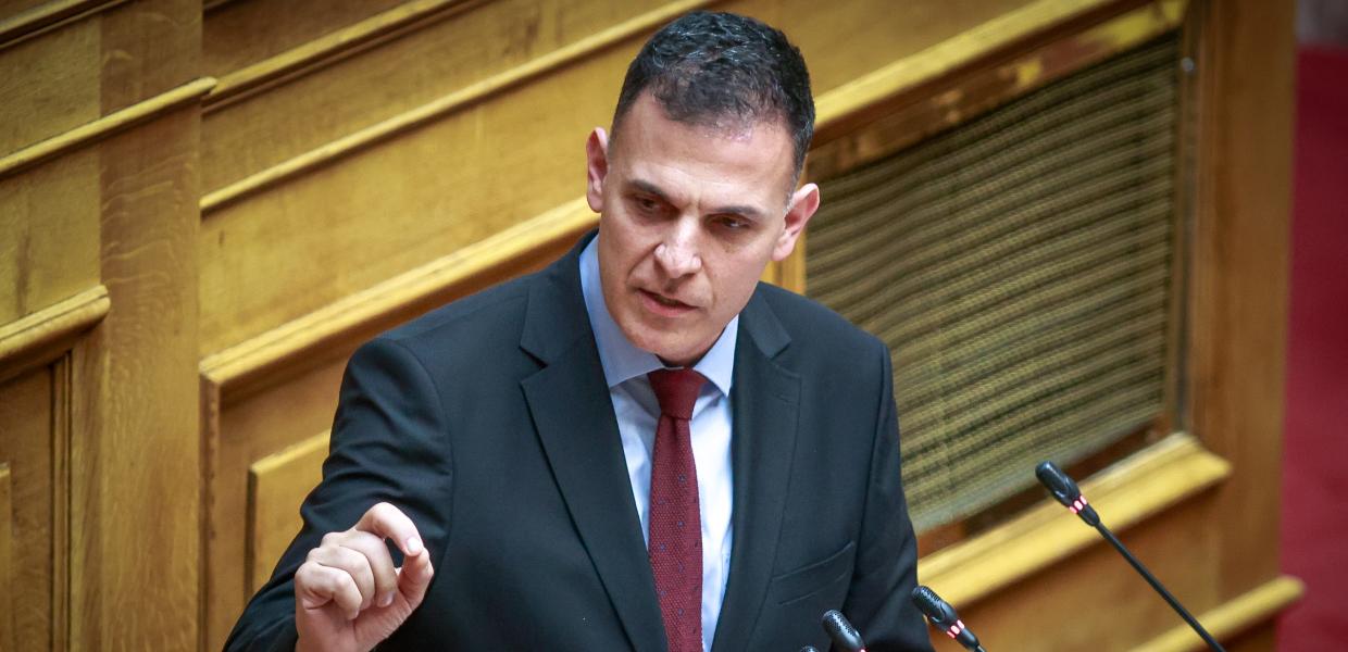 Γιώργος Καραμέρος