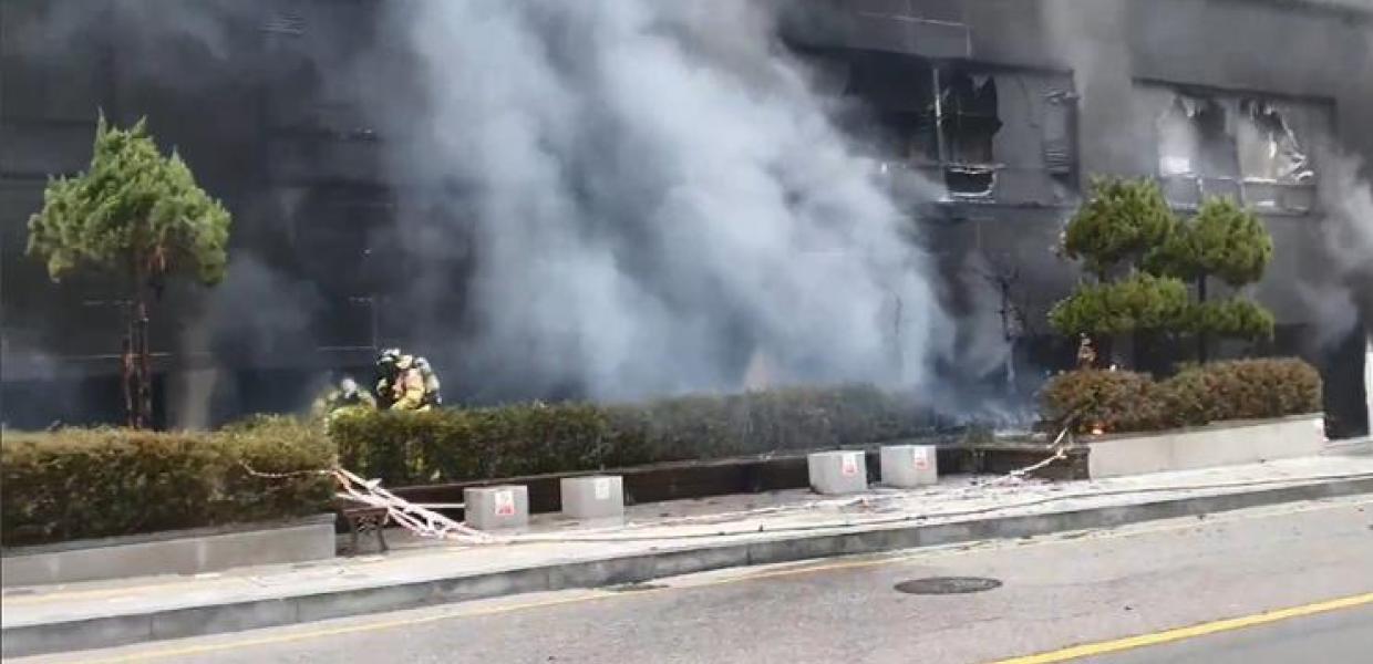 Νότια Κορέα φωτιά σε mall