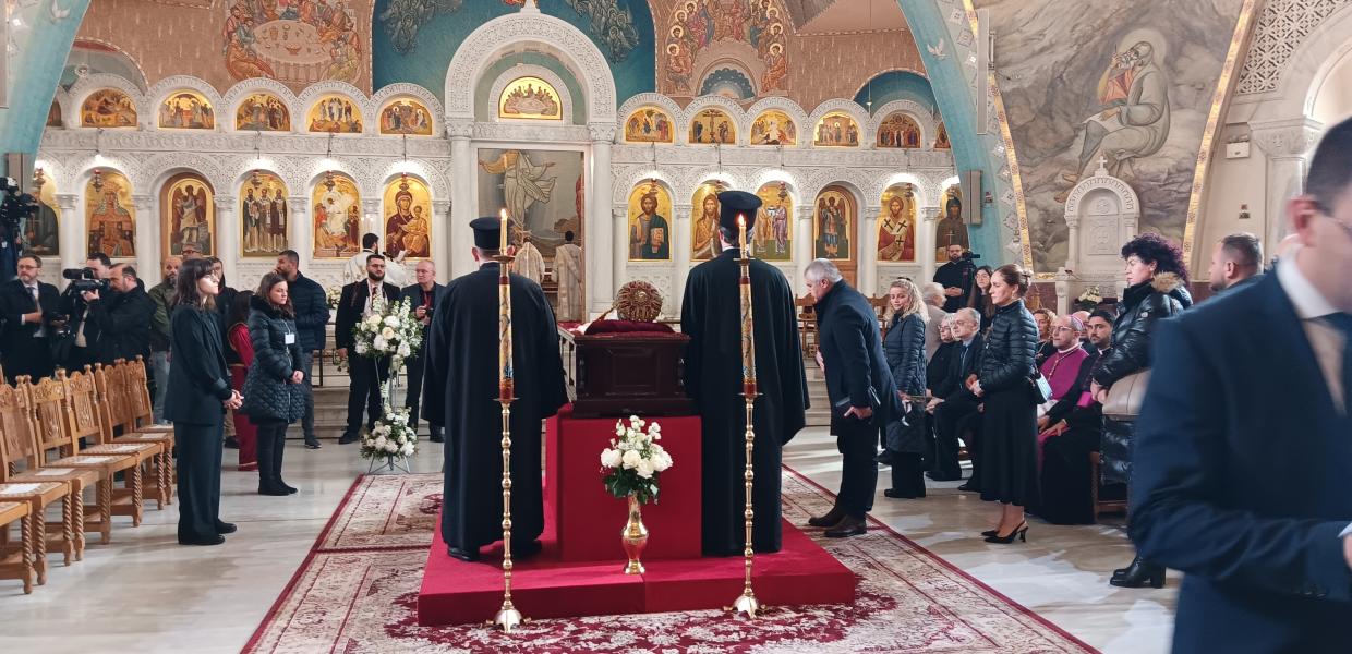 Τίρανα – κηδεία Αναστάσιου 4