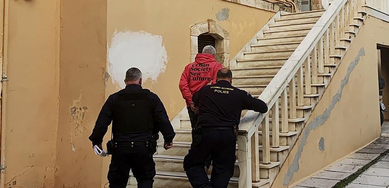 Μεταγωγή κατηγορούμενου στα Χανιά