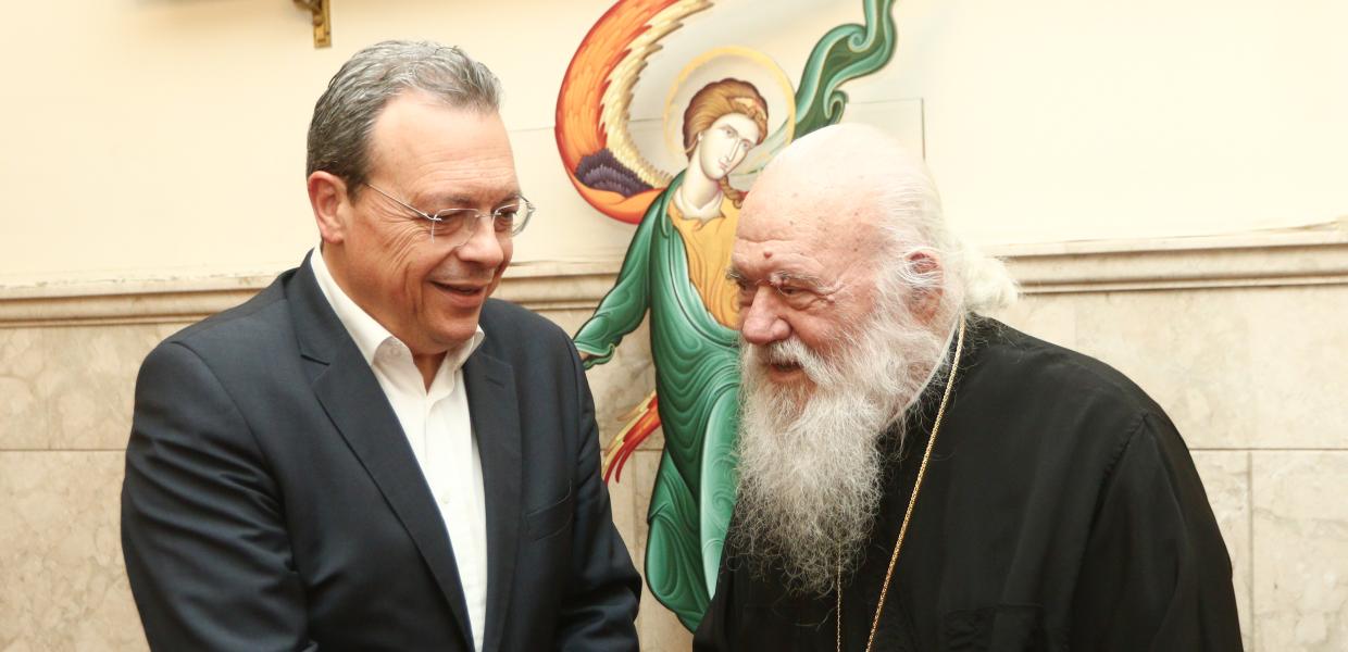 Ο Σωκράτης Φάμελλος και ο Αρχιεπίσκοπος Ιερώνυμος