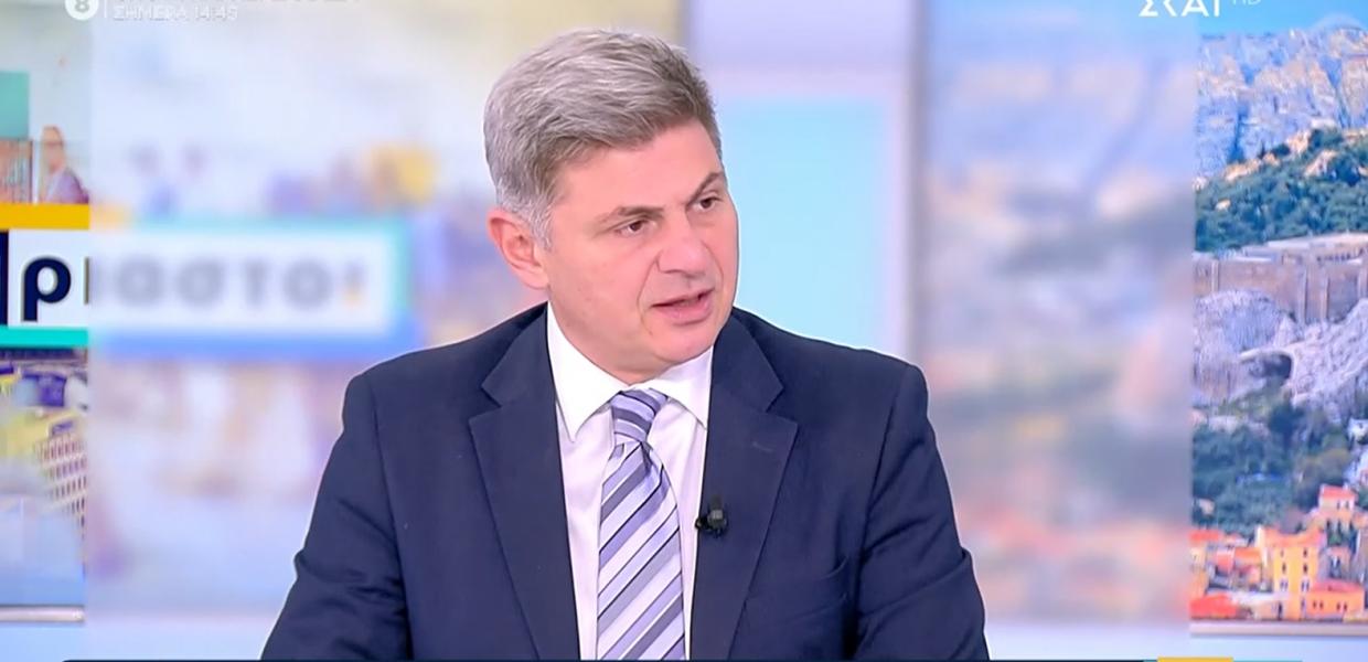 Ο Νικόλας Φαραντούρης
