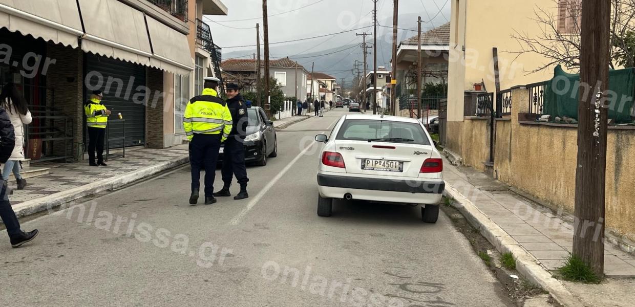 Οι δυνάμεις των Αρχών έχουν αποκλείσει το σημείο