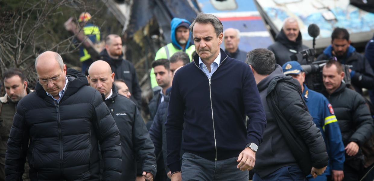 Ο Κυριάκος Μητσοτάκης στα Τέμπη