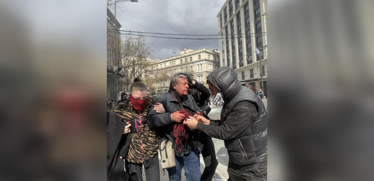 ΤΡΑΥΜΑΤΙΑΣ ΦΩΤΟΡΕΠΟΡΤΕΡ ΣΥΝΤΑΓΜΑ