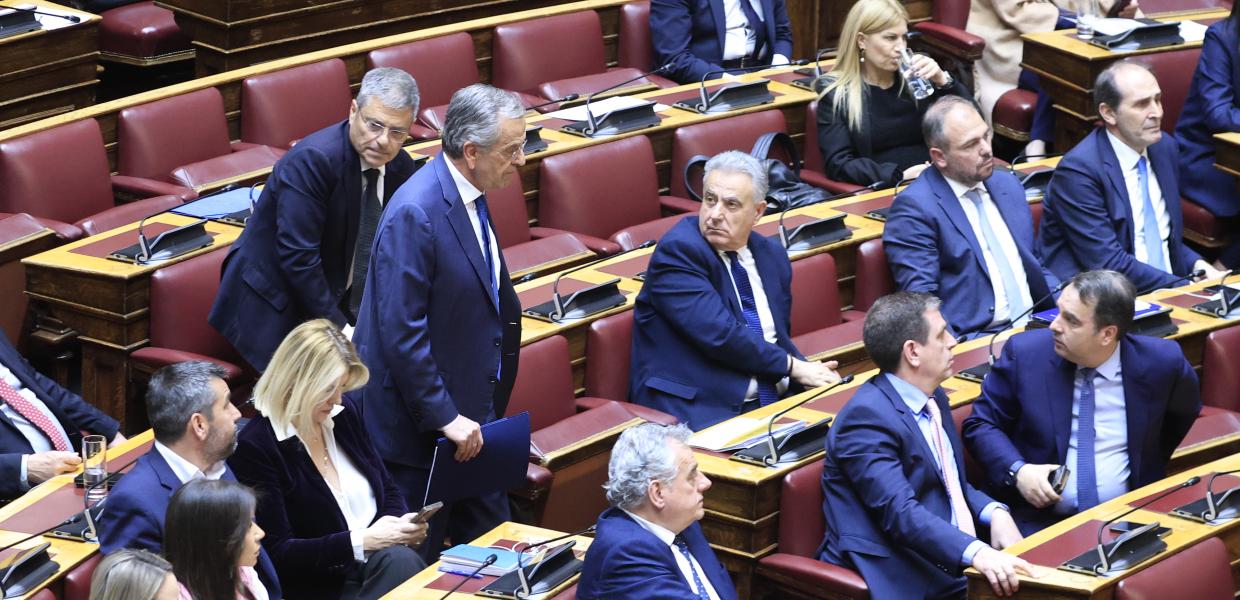 Ο Αντώνης Σαμαράς στη Βουλή