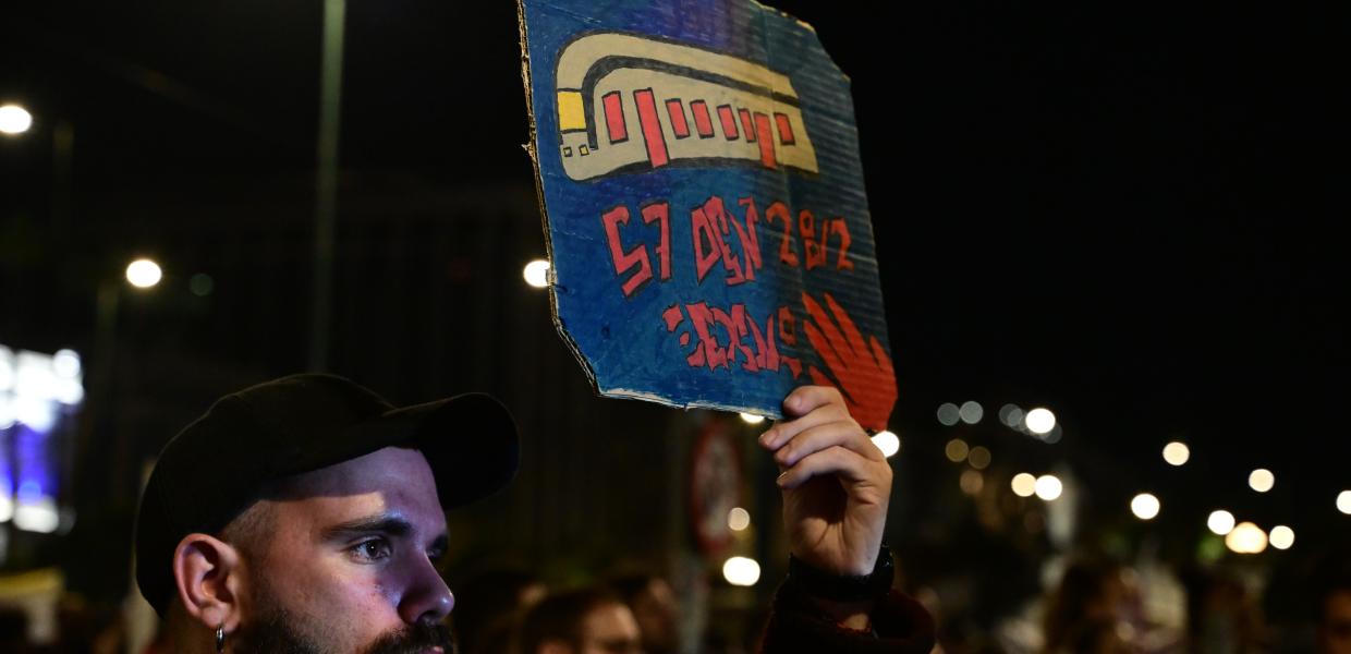 Τεμπη - συναυλία - Συνταγμα
