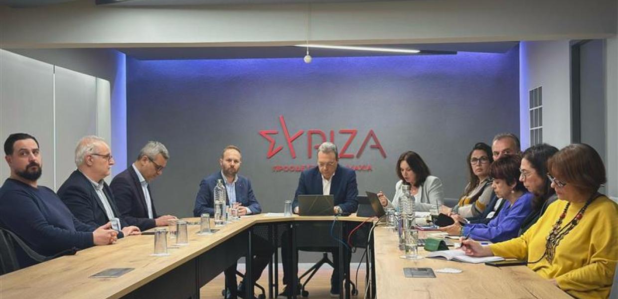 ΦΑΜΕΛΛΟΣ ΣΥΣΚΕΨΗ ΜΕ ΦΟΡΕΙΣ ΣΑΝΤΟΡΙΝΗΣ ΓΙΑ ΤΟΝ ΣΕΙΣΜΟ