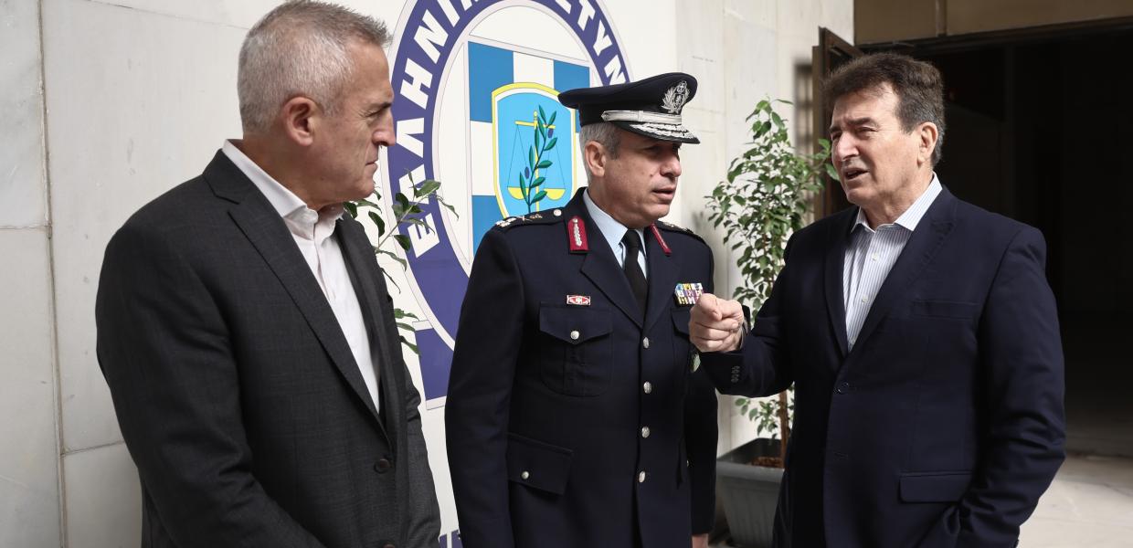 Ο Μιχάλης Χρυσοχοΐδης
