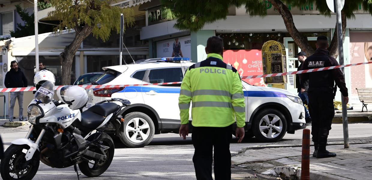 Αστυνομικοί στη Γλυφάδα