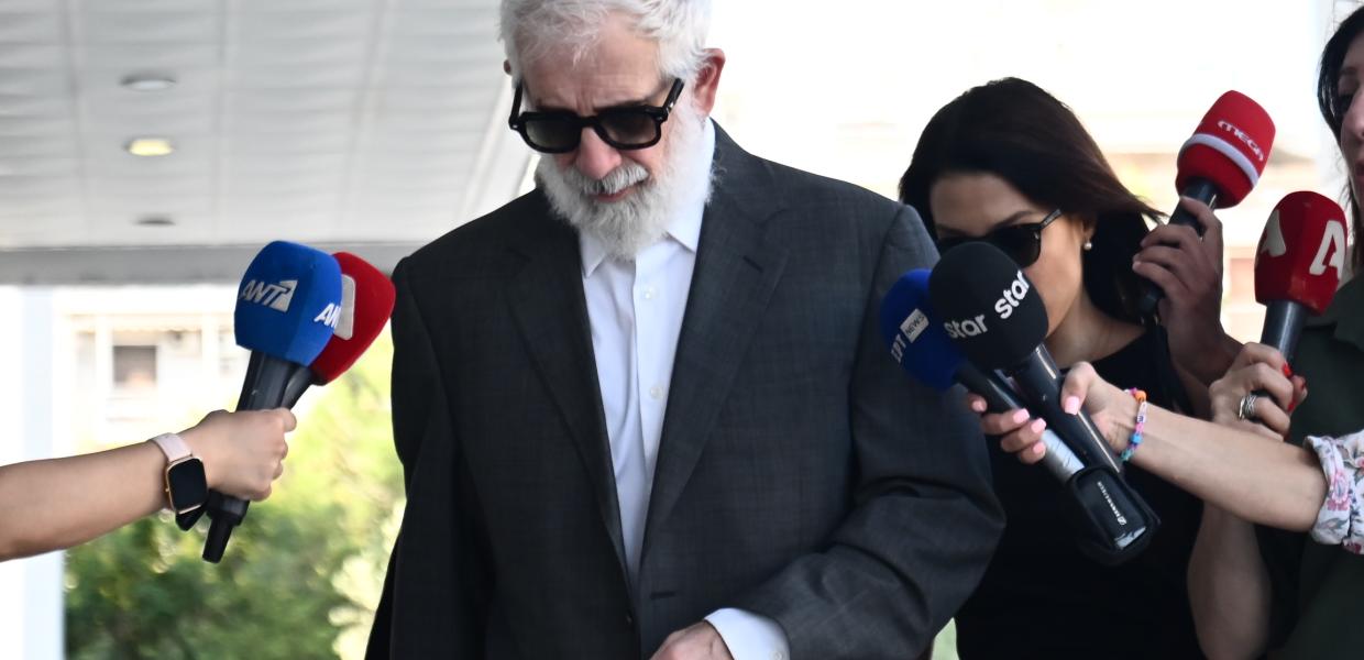 Ο Πέτρος Φιλιππίδης