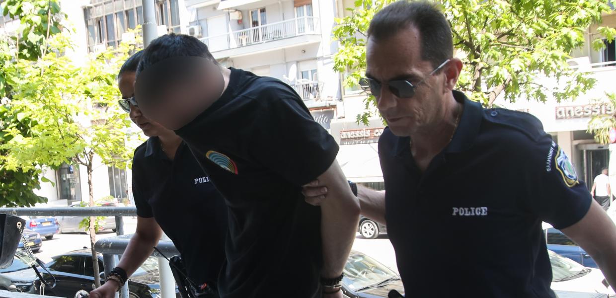 Ο 34χρονος που κλώτσησε και πάτησε γατάκι 