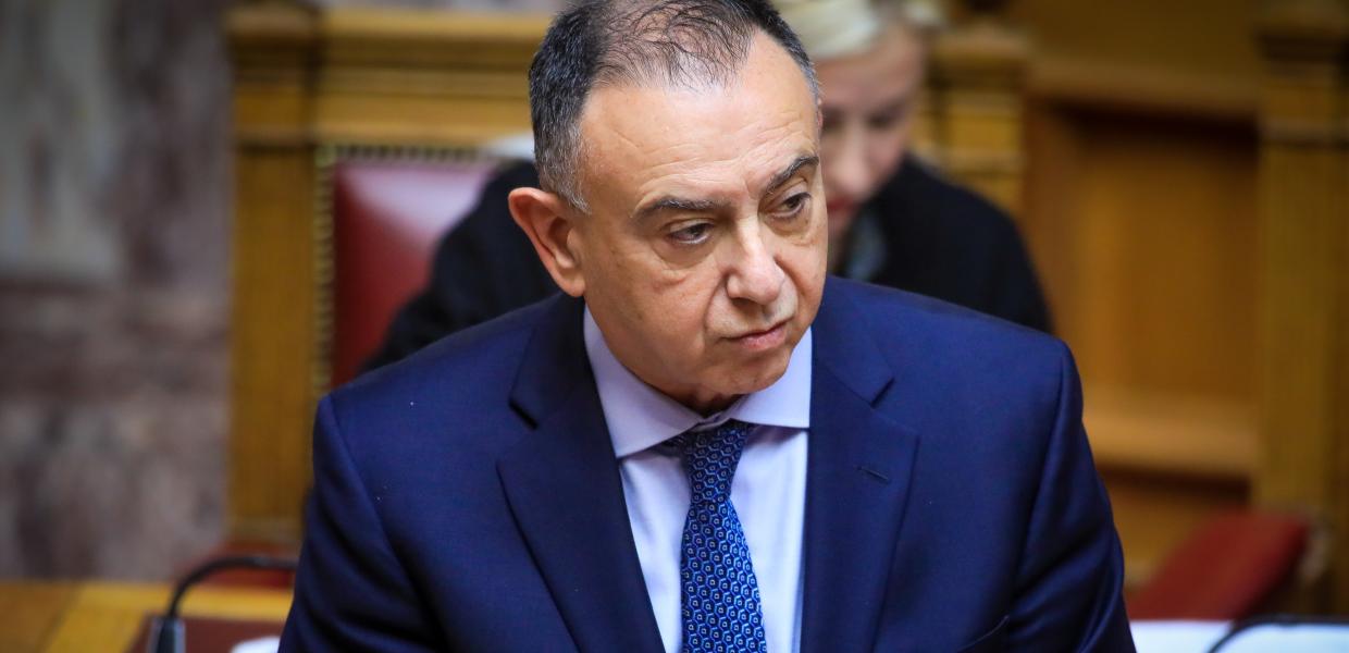 Ο Χρήστος Κέλλας στη Βουλή