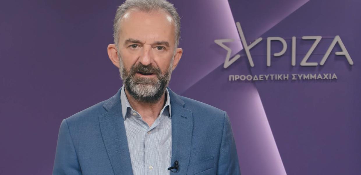O Γρηγόρης Θεοδωράκης