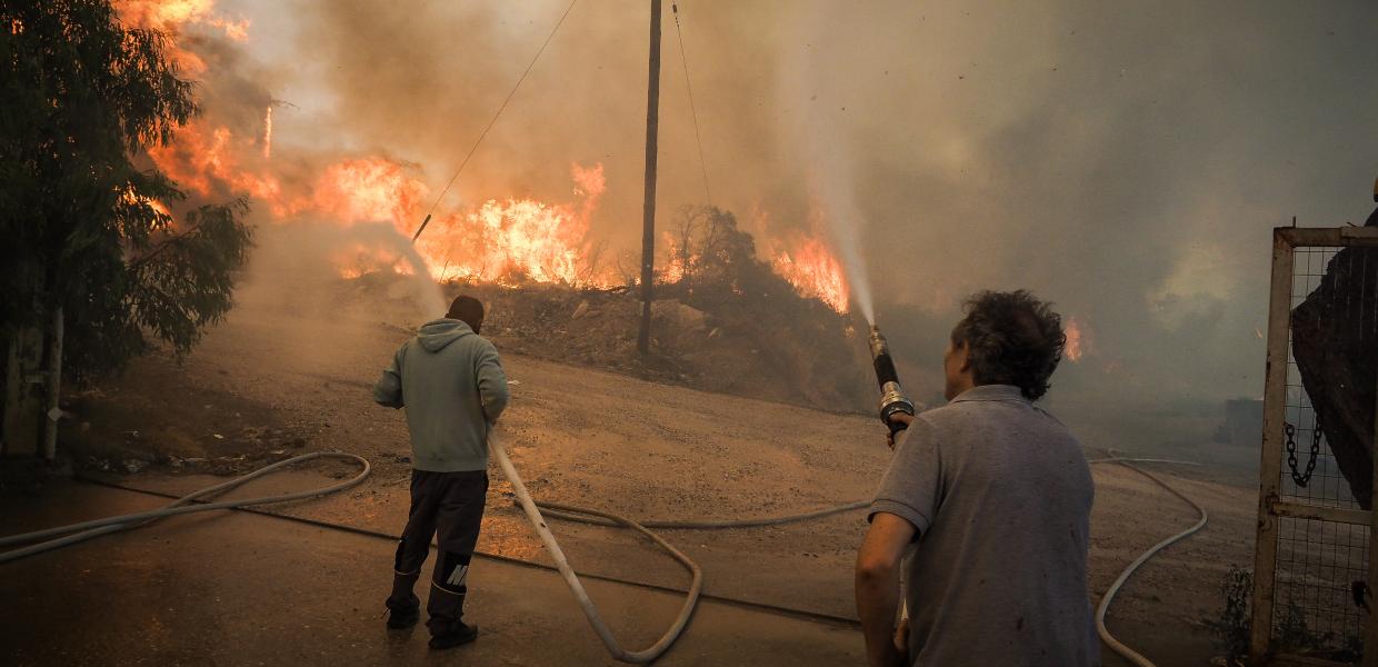 Πυρκαγιά στην Εύβοια στη θέση Παραγάλη ανάμεσα στα χωριά Τριάδα και Πισσώνα του Δήμου Διρφύων-Μεσσαπίων, Σάββατο 26 Ιουλίου 2025
