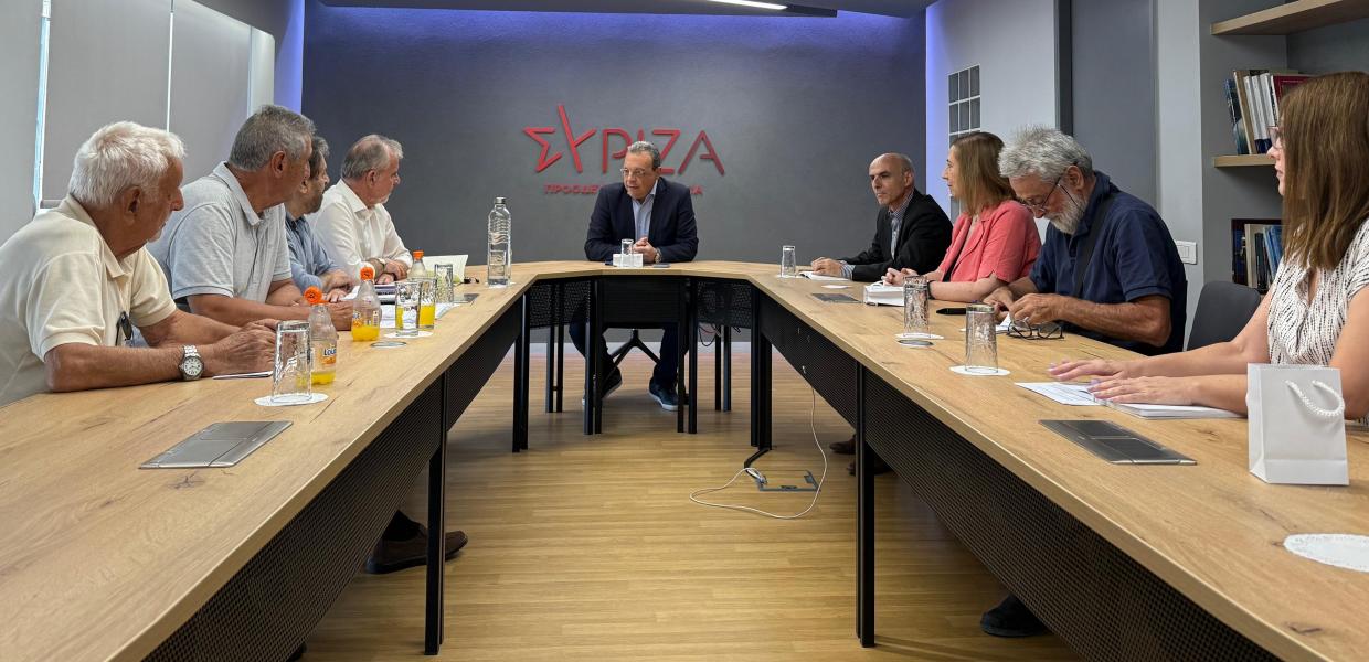 Συνάντηση του προέδρου του ΣΥΡΙΖΑ-ΠΣ, Σωκράτη Φάμελλου με εκπροσώπους της Ανωτάτης Γενικής Συνομοσπονδίας Συνταξιούχων Ελλάδος