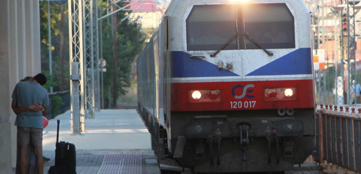 Λάρισα τρενο