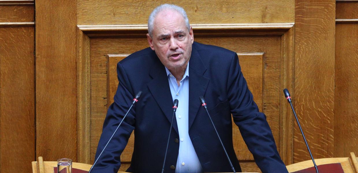 Ο Γιώργος Παπαηλιού στη Βουλή