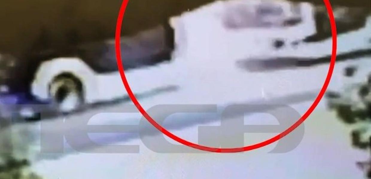 Η στιγμή της σύγκρουσης των λεωφορείων