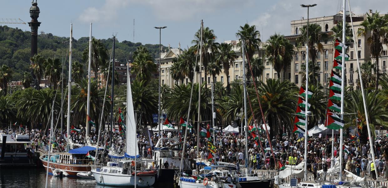 Ξεκινάει σήμερα ο στολίσκος πλοίων Global Sumud Flotilla που θέλει να σπάσει τον ισραηλινό αποκλεισμό της Λωρίδας της Γάζας