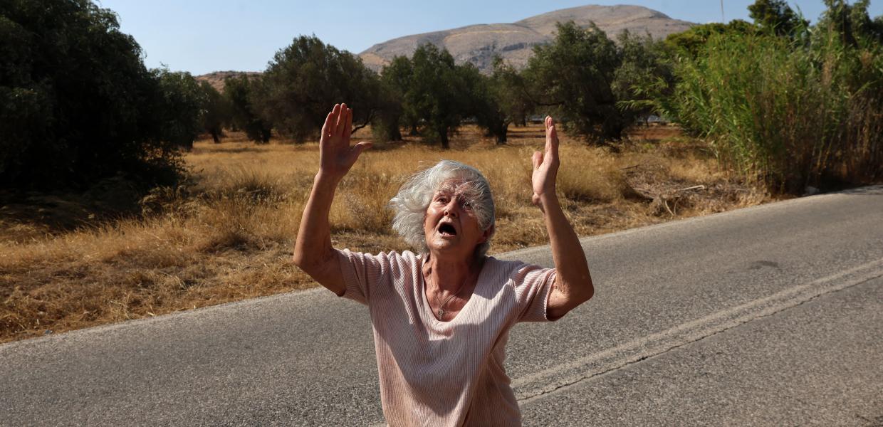 Φωτιά στην Κερατέα