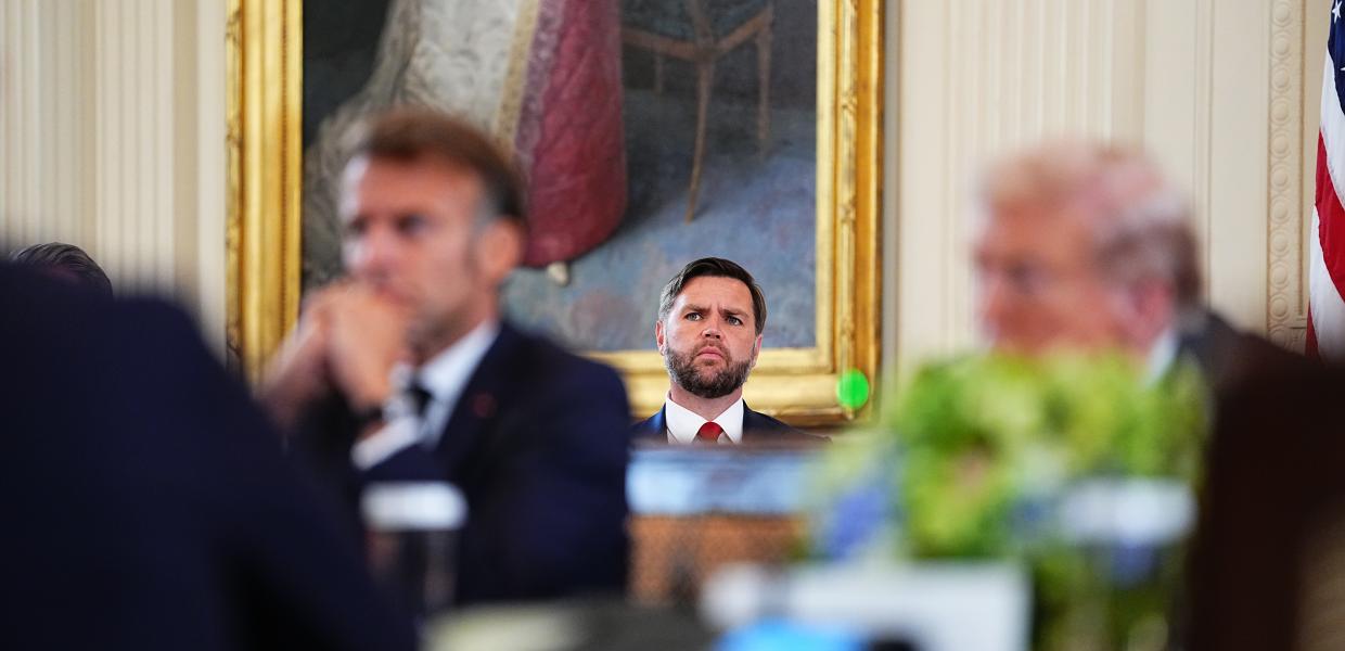 Η Ρωσία έκανε "σημαντικές παραχωρήσεις" για να τερματιστεί ο πόλεμος στην Ουκρανία, υποστηρίζει ο αντιπρόεδρος Τζ. Ντ. Βανς
