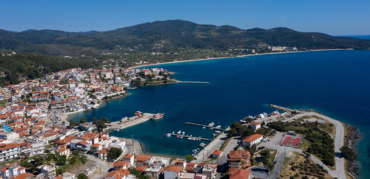 ΛΙΜΑΝΙ ΧΑΛΚΙΔΙΚΗΣ