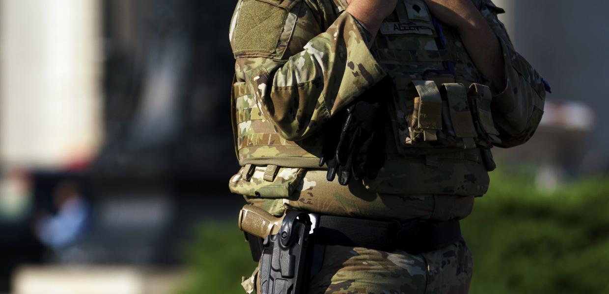 πρόεδρος Τραμπ έχει απειλήσει να επεκτείνει τις επιχειρήσεις καταστολής σε αμερικανικές μεγαλουπόλεις που ελέγχονται από Δημοκρατικούς, βάζοντας στο στόχαστρο το Σικάγο