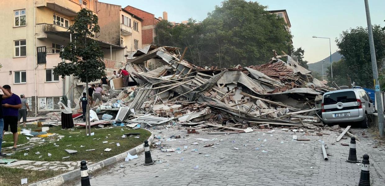 Σεισμός 6,1 Ρίχτερ στην Τουρκία έγινε αισθητός στη Λέσβο – Κατέρρευσαν κτίρια