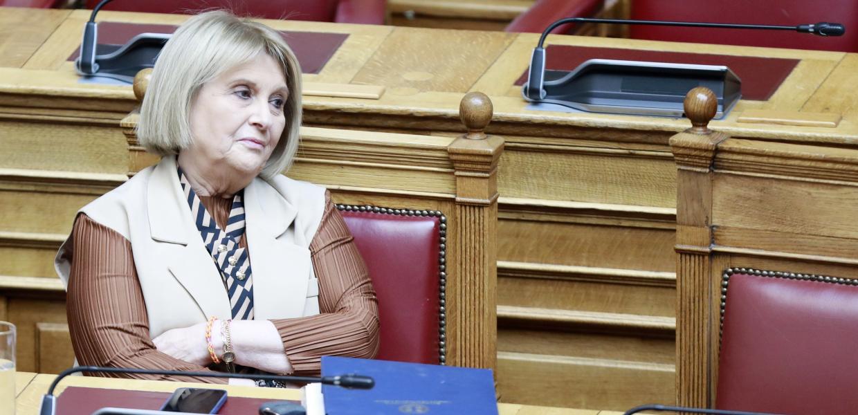 Η Σοφία Βούλτεψη στη Βουλή