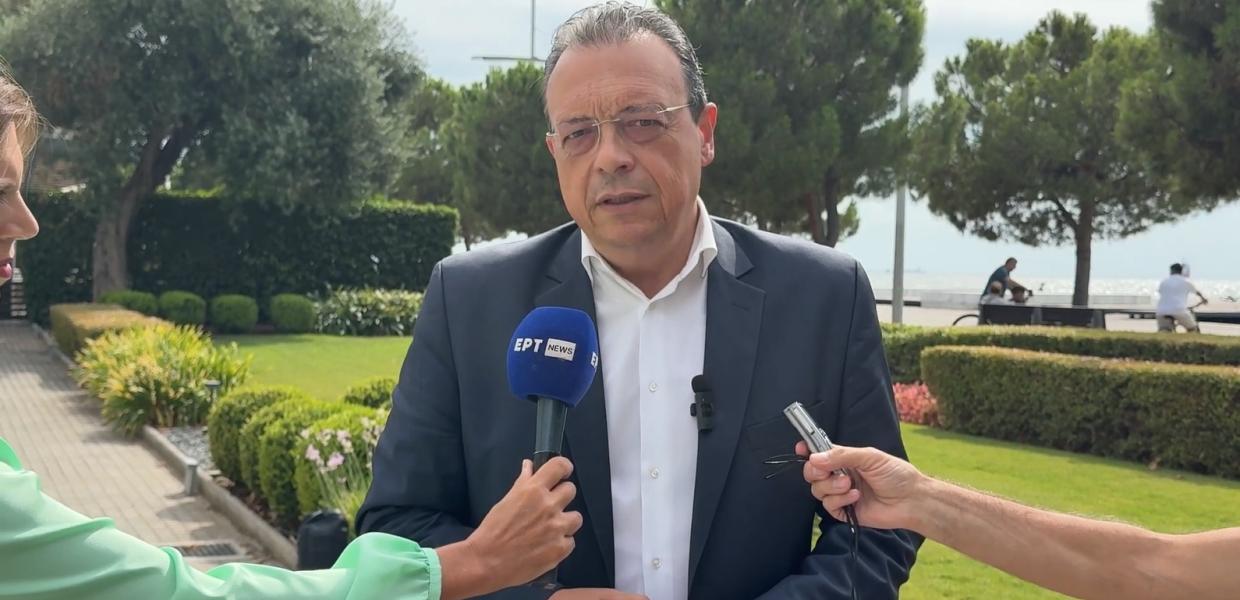 Ο Σωκράτης Φάμελλος κάνει δηλώσεις