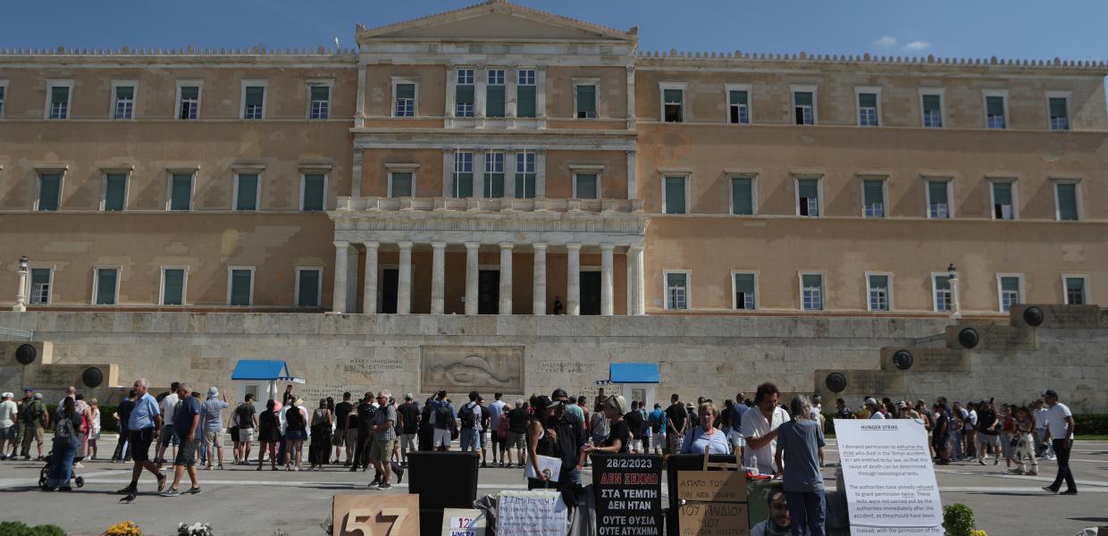 Σύνταγμα απεργία πείνας για το έγκλημα των Τεμπών