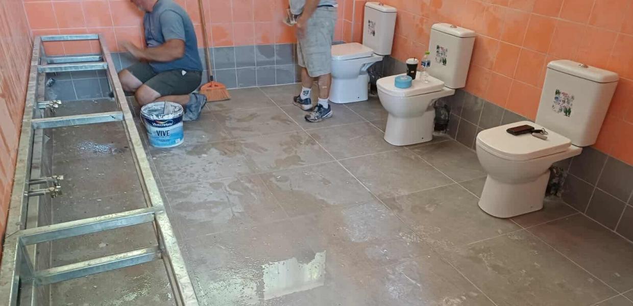 Τουαλέτες σε σχολείο