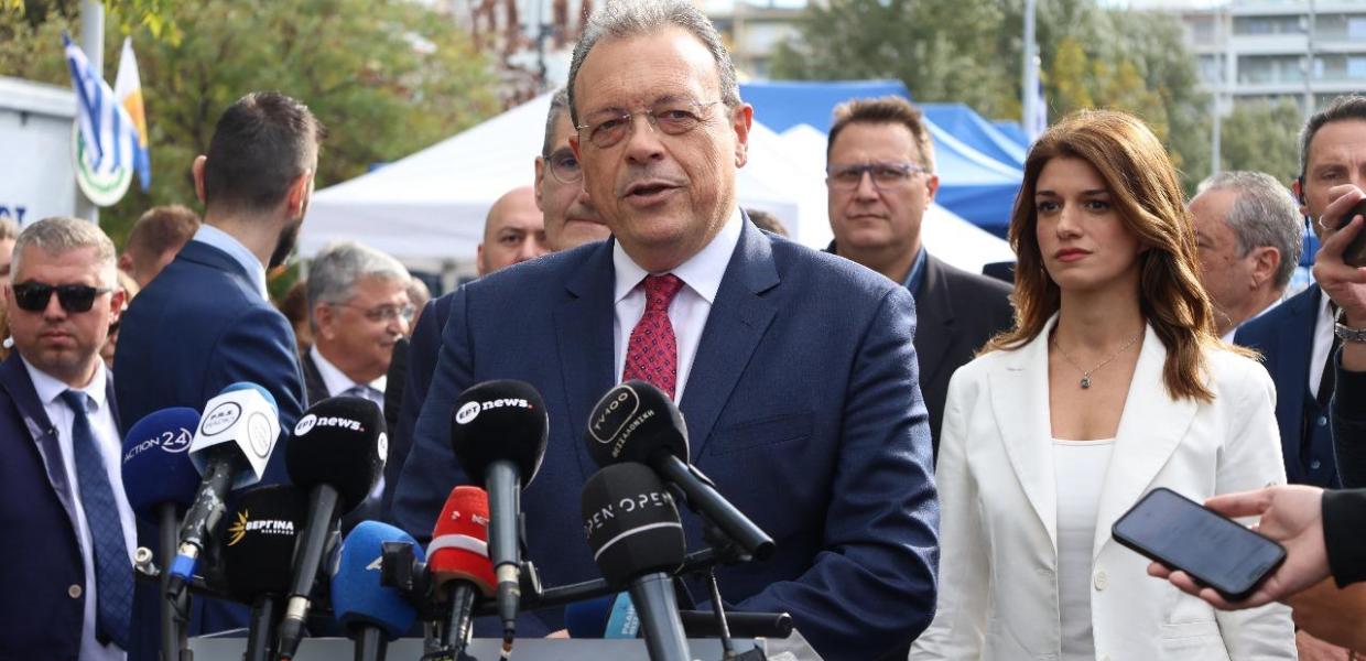 Ο Σωκράτης Φάμελλος στην στρατιωτική παρέλαση στη Θεσσαλονίκη, 28 Οκτωβρίου 2025