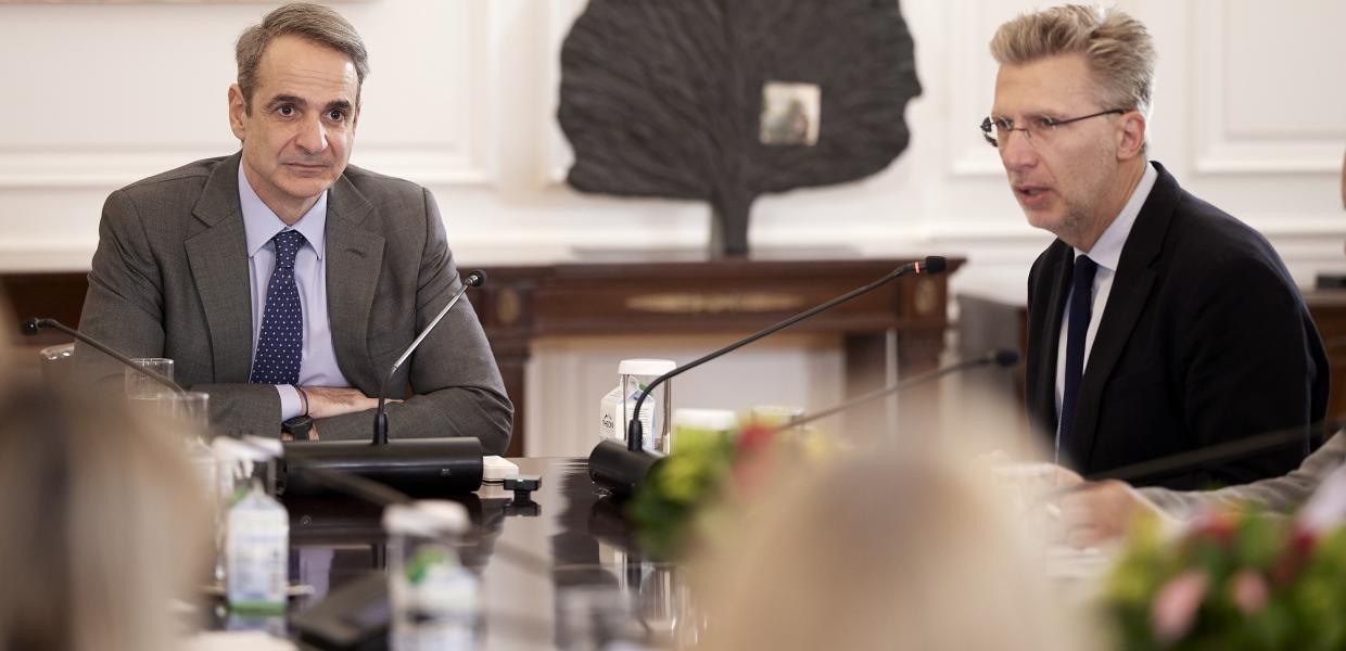 Ο Κυριάκος Μητσοτάκης και ο Άκης Σκέρτσος