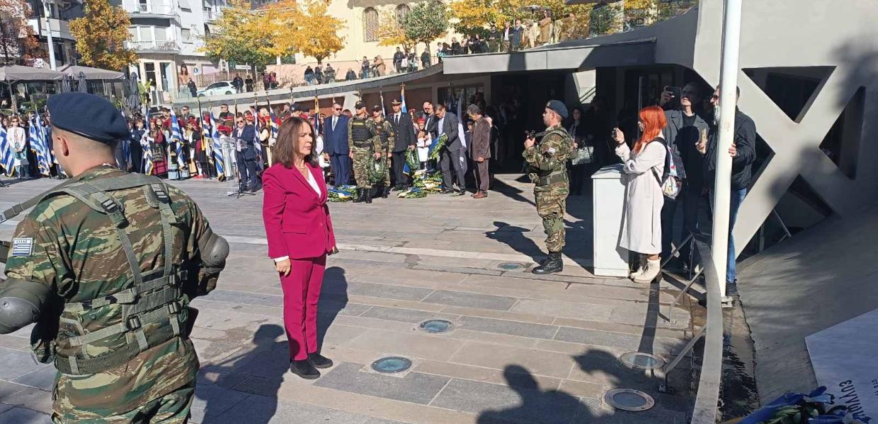 Η Καλλιόπη Βέττα στις εκδηλώσεις για την 28η Οκτωβρίου στην Κοζάνη