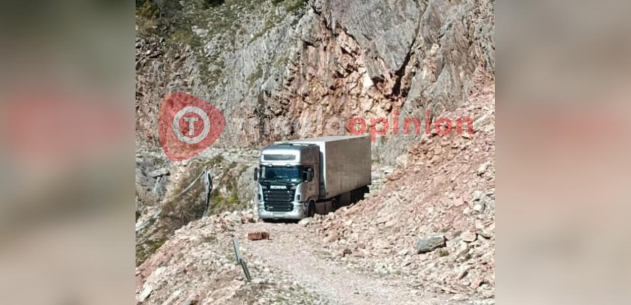 Εγκλωβισμένη νταλίκα 1