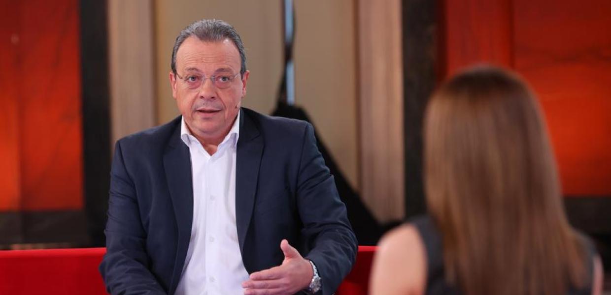 ΦΑΜΕΛΛΟΣ ΣΥΝΕΝΤΕΥΞΗ ΟΙΚΟΝΟΜΙΚΟΣ ΤΑΧΥΔΡΟΜΟΣ