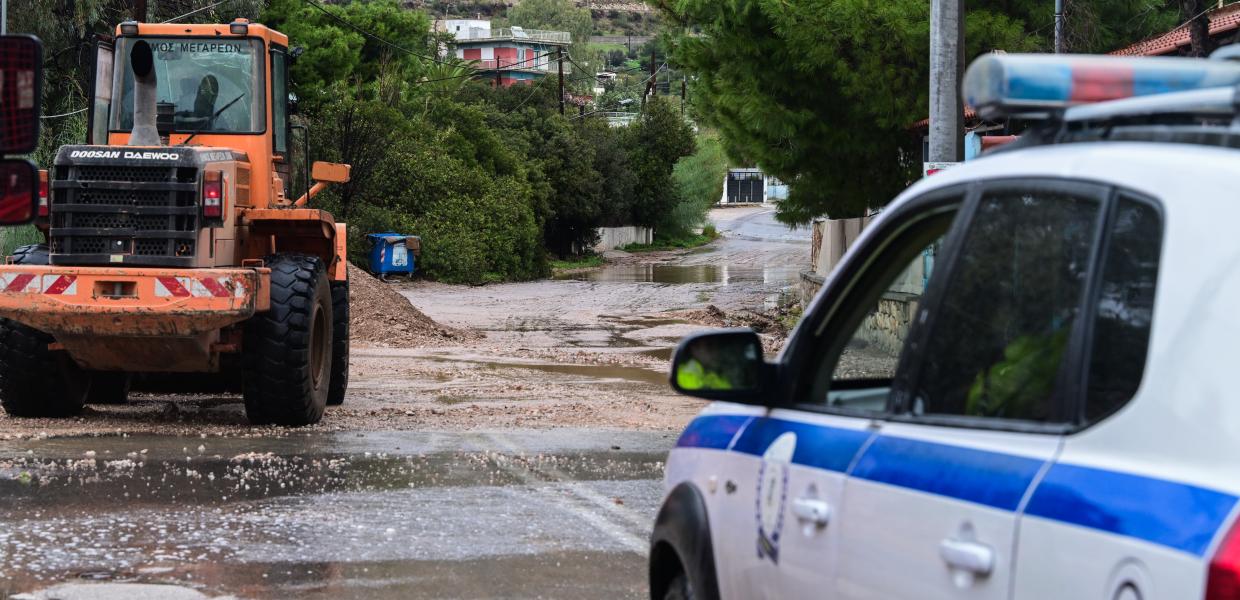 Πλημμύρες στην περιοχή της Νέας Περάμου από την κακοκαιρία Byron