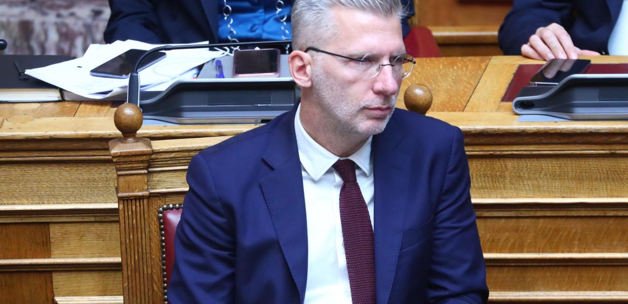 Ο Άκης Σκέρτσος στην Βουλή