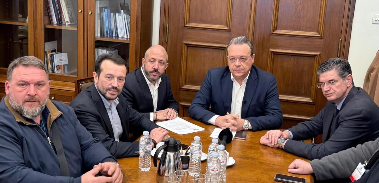 Συνάντηση Φάμελλου με ΔΣ του ΣΑΤΑ