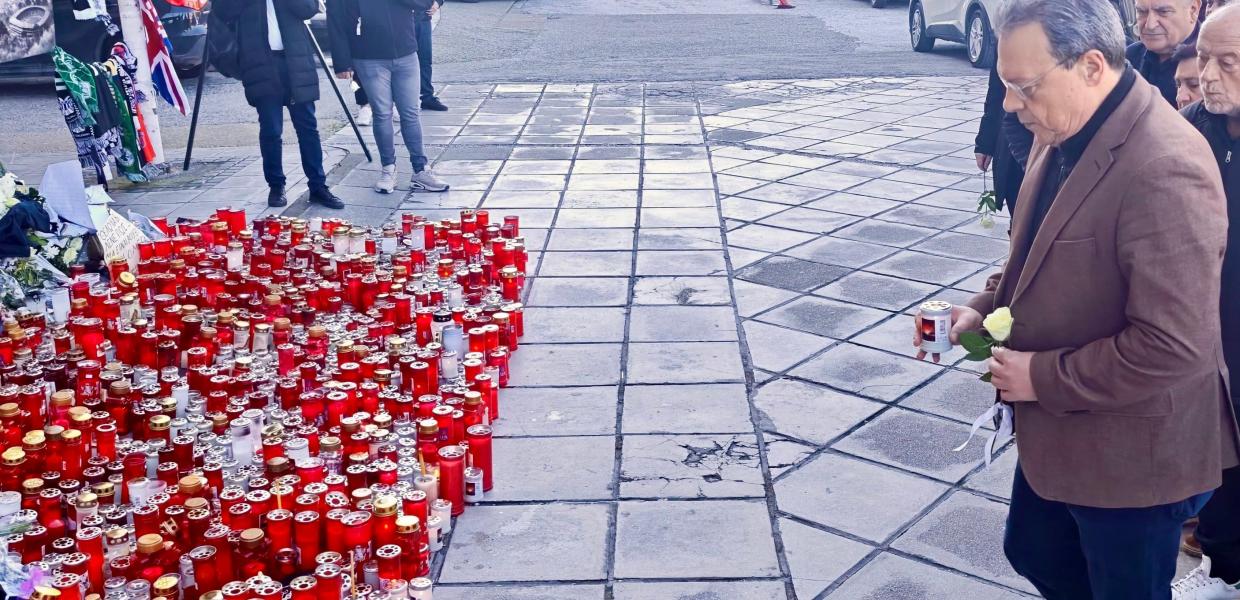 Ο Σωκράτης Φάμελλος στην Τούμπα τίμησε τους νεκρούς οπαδούς του ΠΑΟΚ