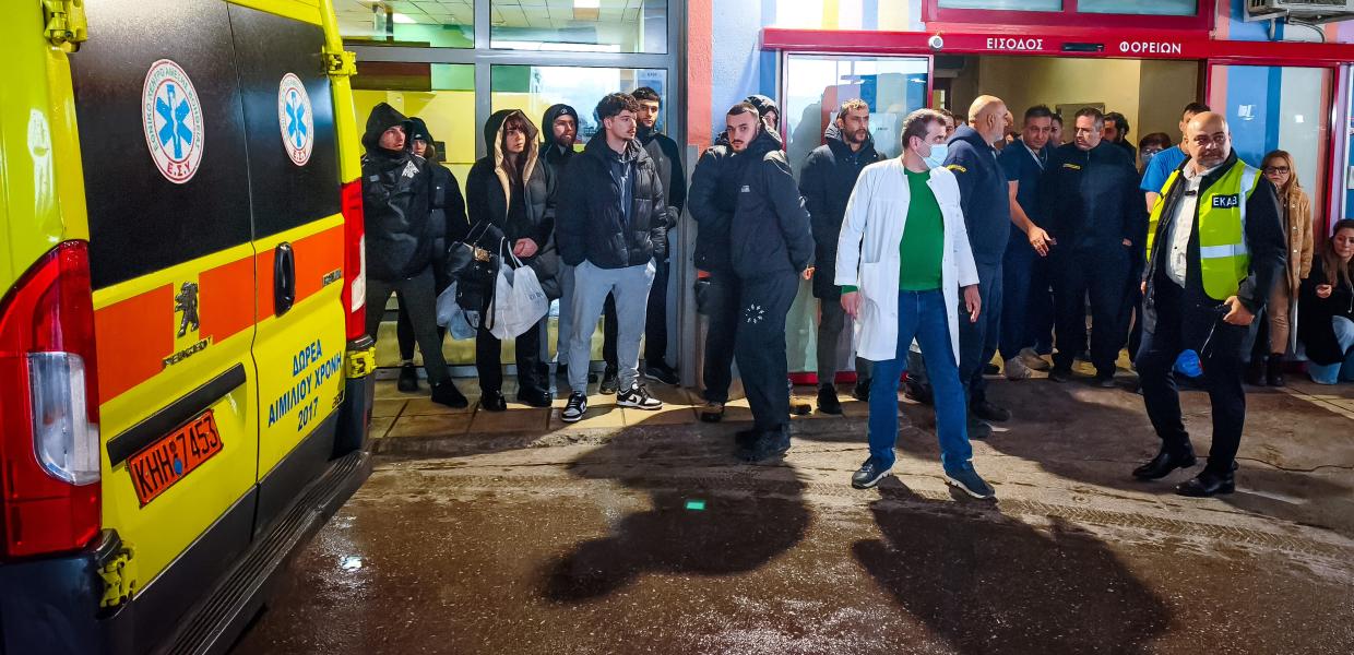 Άφιξη τραυματιών στο Παπαγεωγρίου