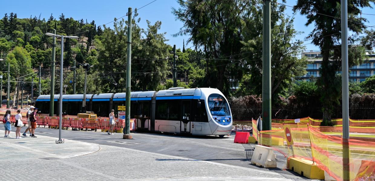 Τραμ