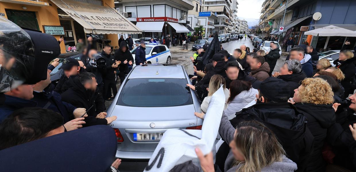 Συγκέντρωση υποστήριξης στον ιδιοκτήτη της Βιολάντα