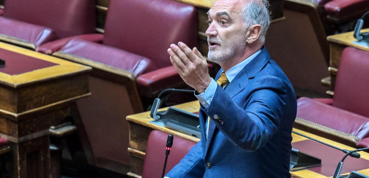 Ο Σαλμάς στη Βουλή